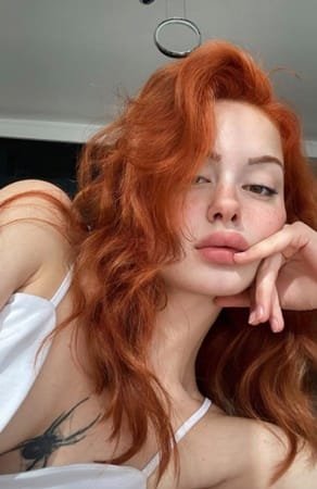 Asena - Profil