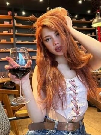 Asena - Profil