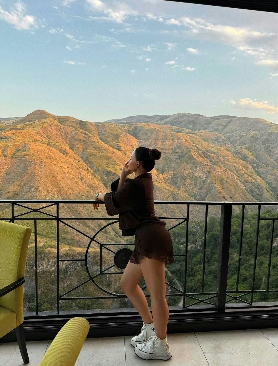 Suzan - Profil