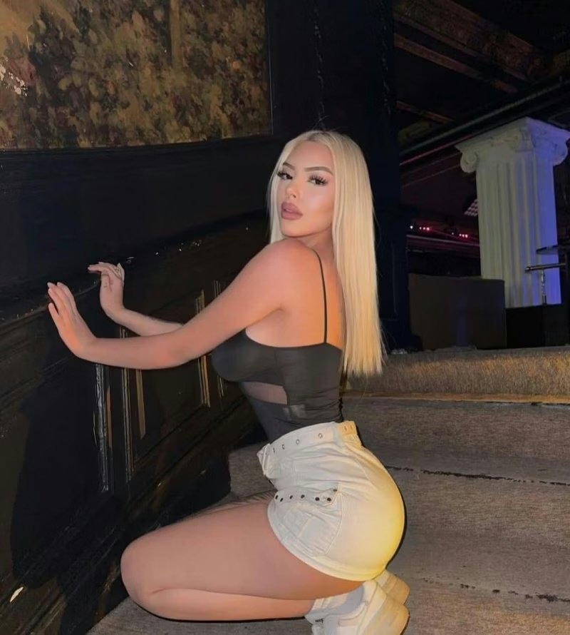 Senay - Profil