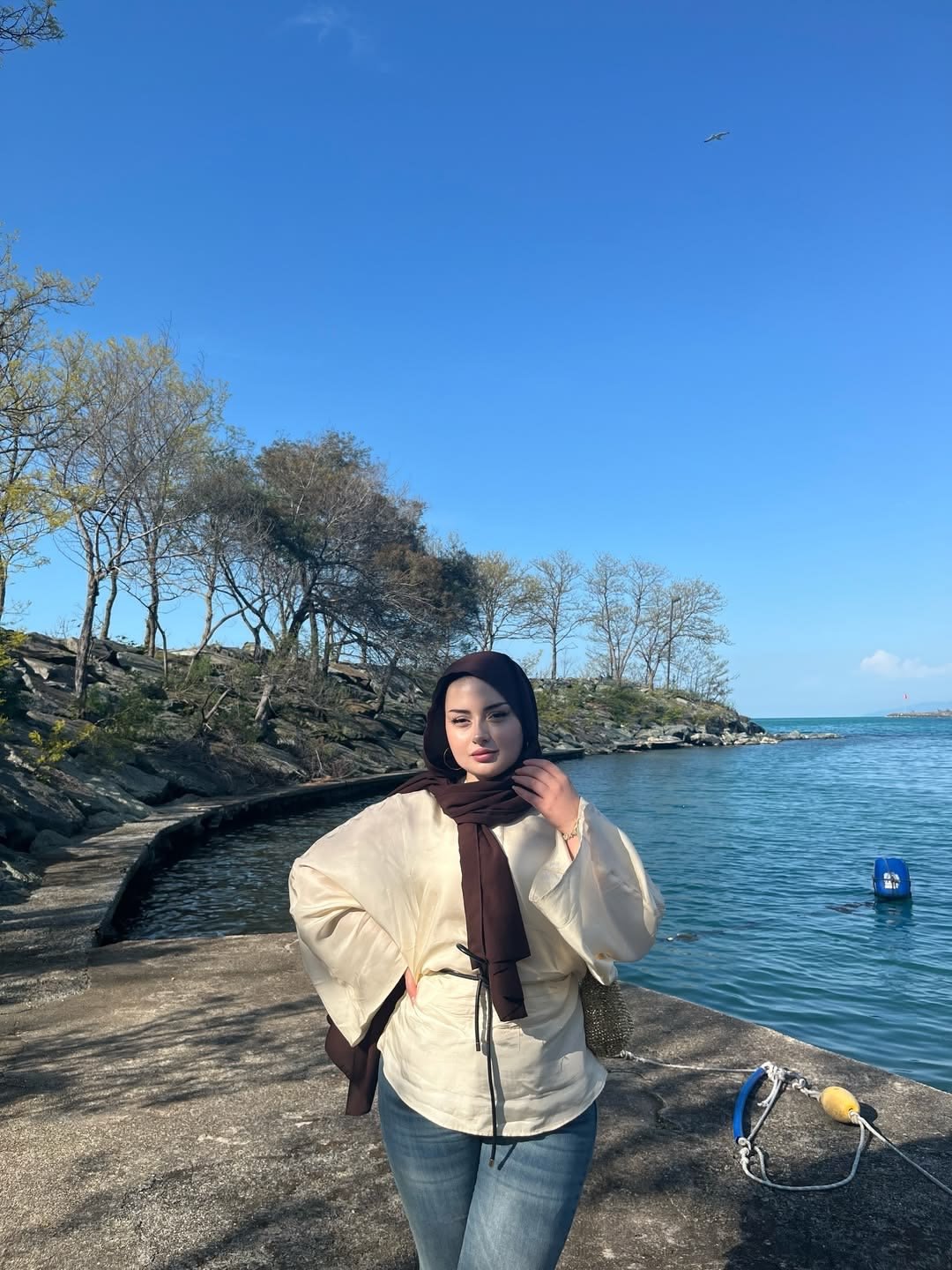 Deli Kız - Profil